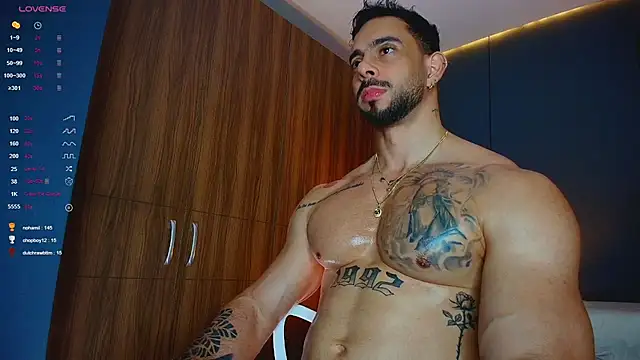 massimo_visconti Show in webcam