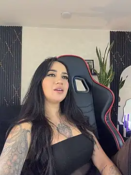 EmmyEvans1 live XXX chat