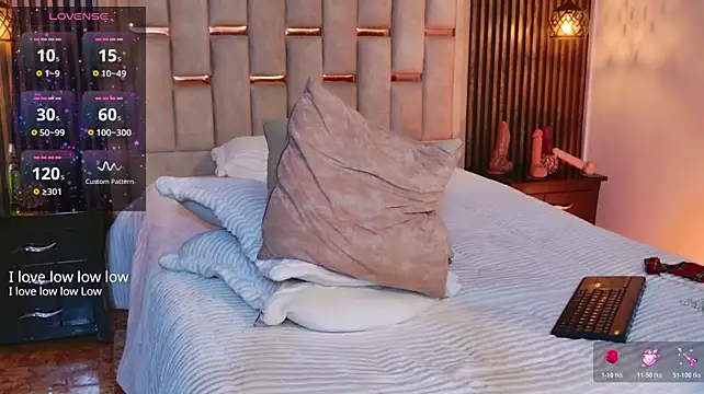 Nathan_Smith_ Live XXX-Chat