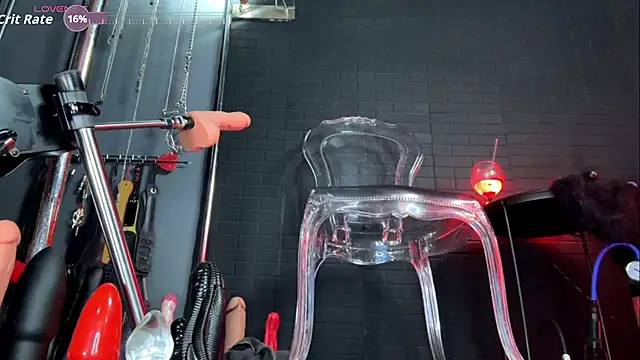 Kinky_Butterfly 在線直播表演