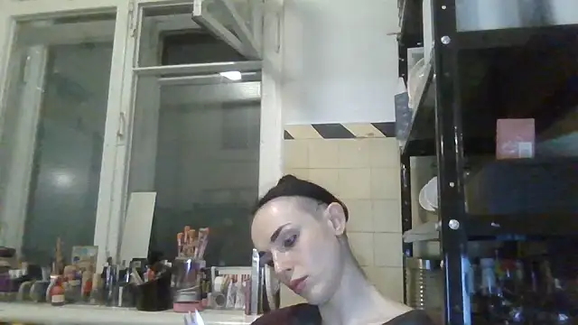 Trinsy_Love live XXX chat