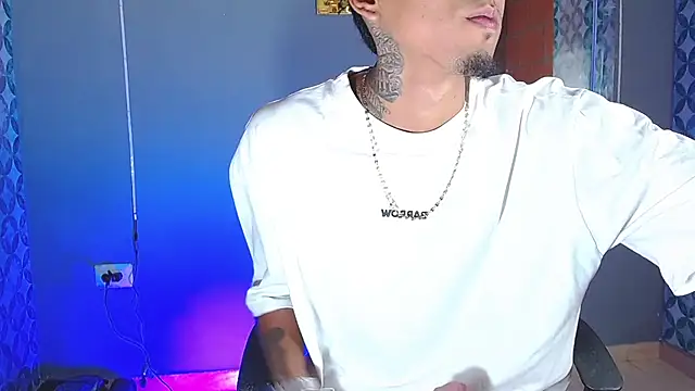 Liam_lee webkamerás műsora