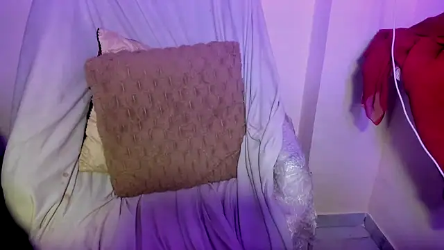 TheShyGirl_'s Live XXX Chat