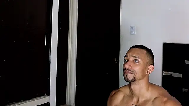 Pokazy przed kamerką – Manolo_Hot1