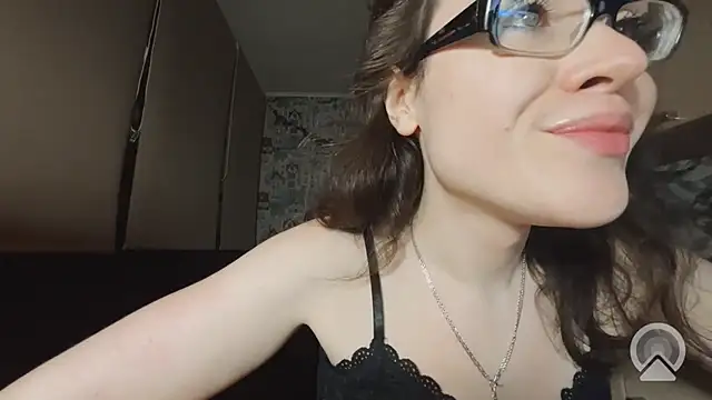 دردشة RachelSav الجنسية المباشرة