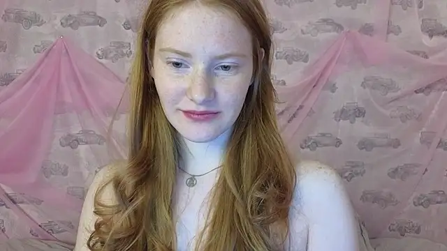 FiaMoor's Live XXX Chat