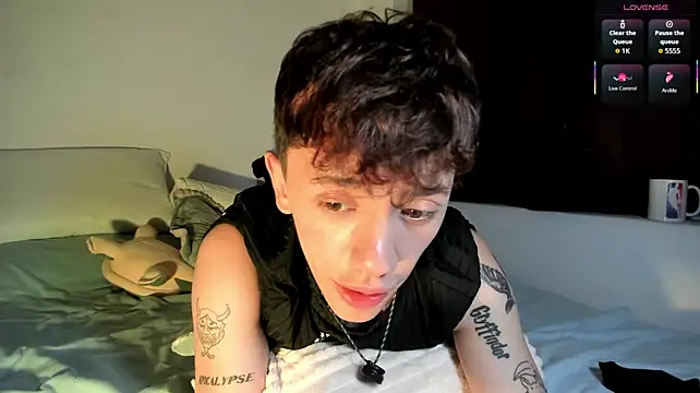 Chat +18 de Timothy_ros ao vivo