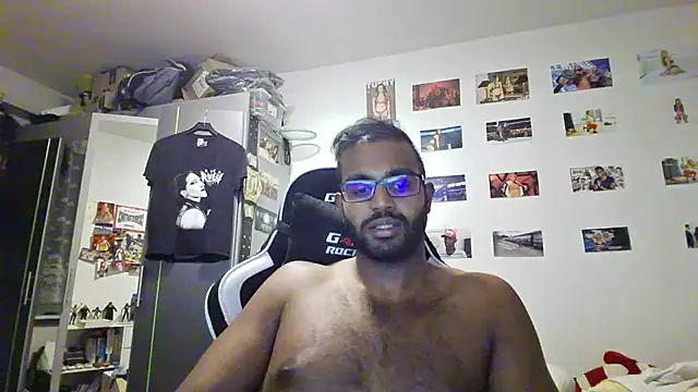 xXxChrisKissxXx 网络视讯表演