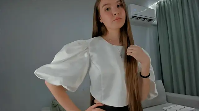 NerissaKhan Adlı Modelin Canlı XXX Sohbeti