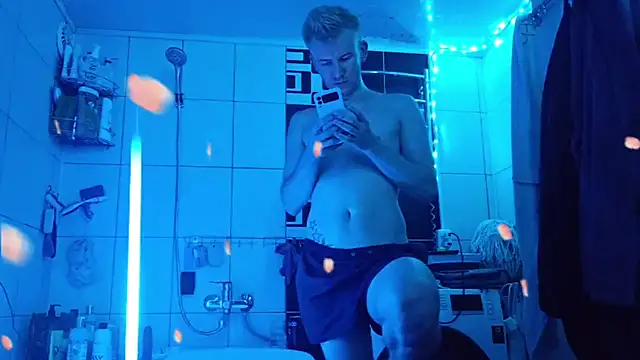 Вебкам-шоу Vuitton