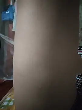 -Tara-a 现场XXX聊天
