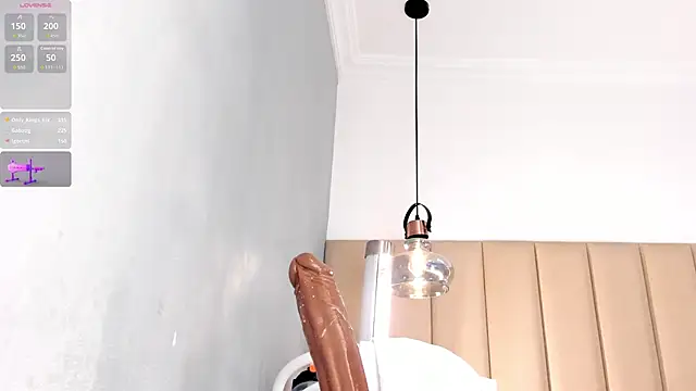 SOFIAGOEZ30's Webcam Show