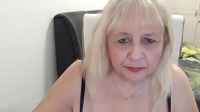SusiLifeXXX's Live XXX Chat