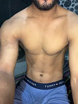 XXX chat uživo modela Fitboy07