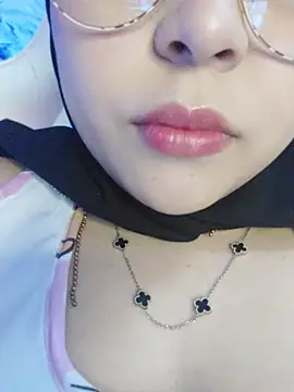 Elinaax's Webcam Show
