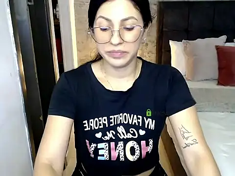 isa_cruzx Adlı Modelin Canlı XXX Sohbeti