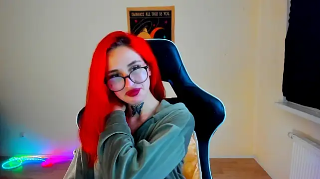 your_tora Adlı Modelin Canlı XXX Sohbeti