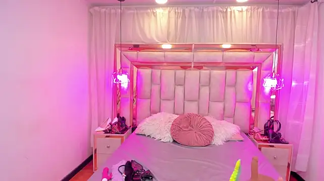 Francesca_Skuirtn Live XXX chat