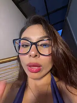 Živý XXX chat amira_cute2