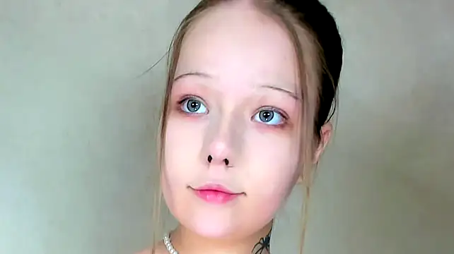 Chat +18 de MelMooon ao vivo