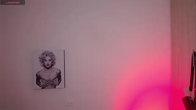 Millie_bobby XXX чат на живо