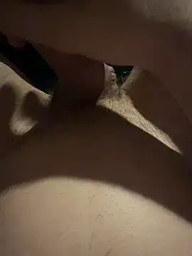 Emil06_ Live XXX-Chat
