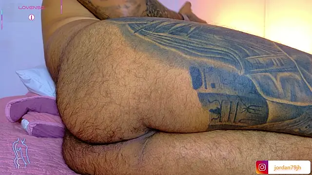 Czat XXX na żywo – JordanSmiith_
