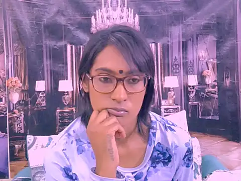 Chat XXX en directo de IndianRebel4u2Luv