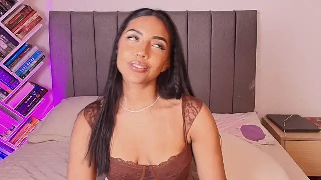 Andysaenz1 Live XXX-chat