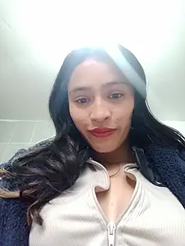 XXX chat uživo modela Hanha00