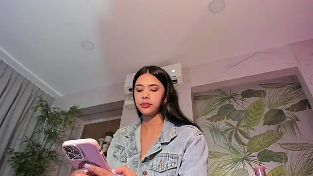 AntonellaRossi লাইভ XXX চ্যাট