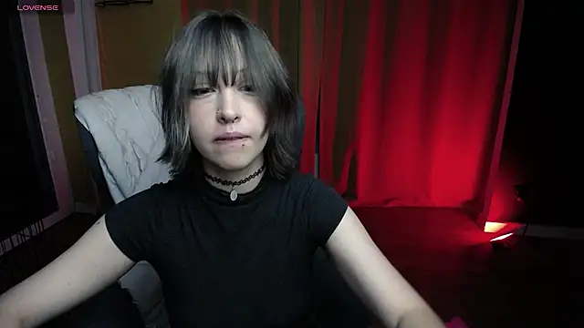 Reze_bomb's Live XXX Chat