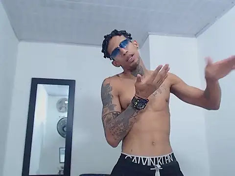 pulpoohlatin webcam show