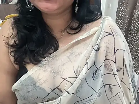 Mithureddy02's Live XXX Chat