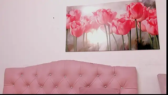 pinky_f00x Adlı Modelin Canlı XXX Sohbeti