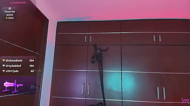 Valentiinoss – Naživo XXX chat
