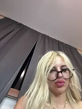 Steffi_Snowbunny Live XXX-chat