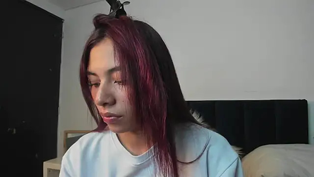 Chatroom XXX en direct de melanie_roux__