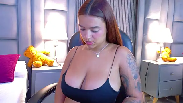 Chat +18 de GabyMoreau ao vivo