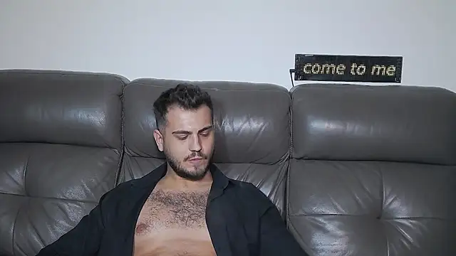 CrazyDom1 Chat XXX live