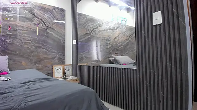 logan-wollf Pertunjukan Webcam