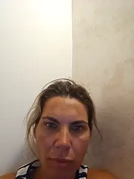 Živý XXX chat FeliciaKrige