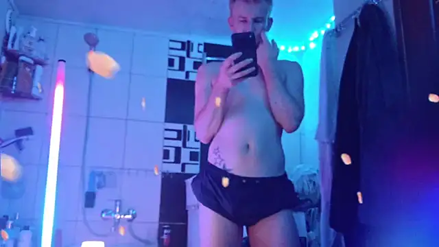 Chat XXX Live Vuitton