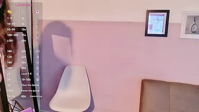 צ'אט XXX בשידור חי של Zara_Fire