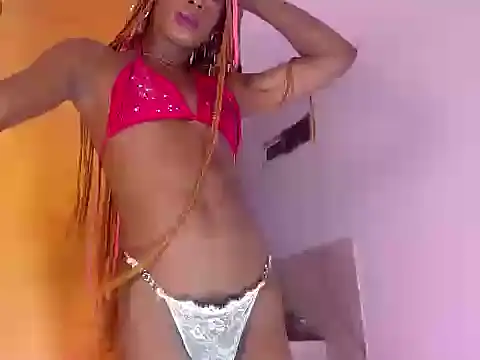 shesnotme Show in webcam