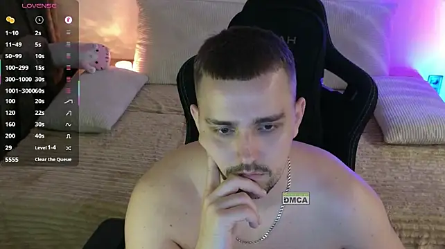 Larstar01's Live XXX Chat
