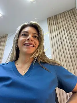alicee16 – Live XXX-chat