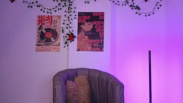 CoralieBronson 现场XXX聊天
