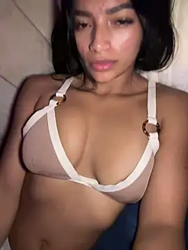 AgathaGeorgiou's Live XXX Chat