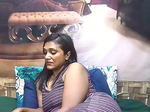 IndianSexyLady20's Live XXX Chat